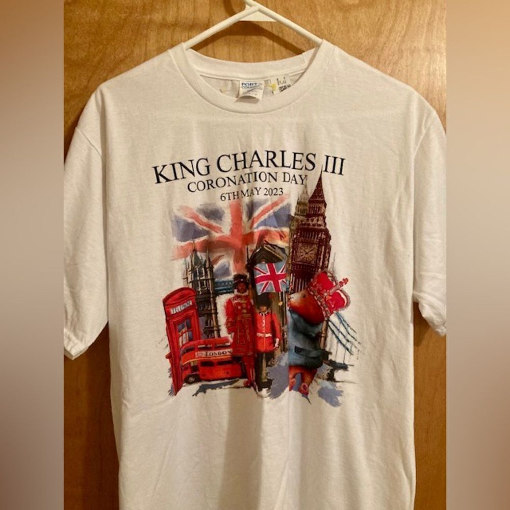 King Charles III Coronation Day London Men’s Short Sleeve T-shirt White Sz L